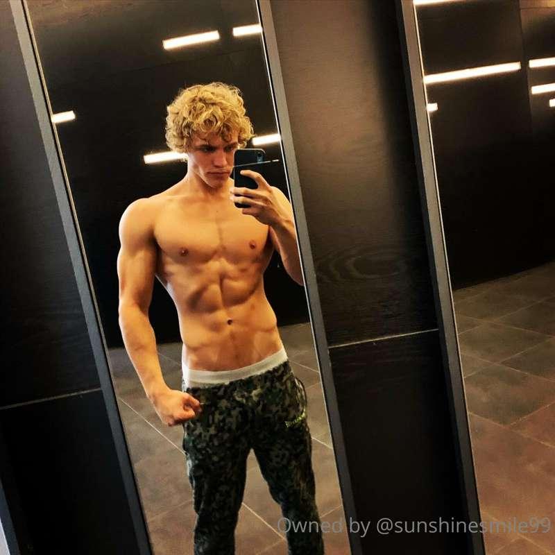 1 month FREE to my VIP page 😭😈👀

https://onlyfans.com/action..