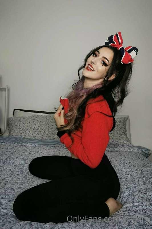 Good Night! <3 btw,  I send you something 🍒🍑😈 in messages go..