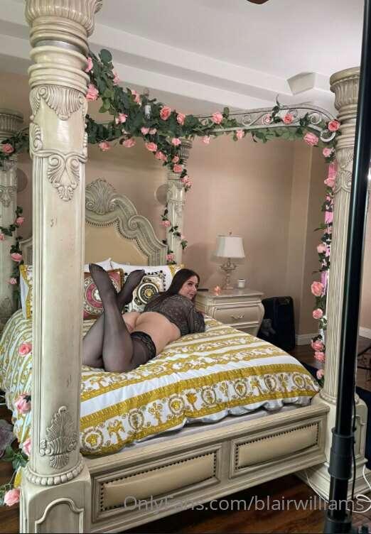 Come and play in my bedroom!