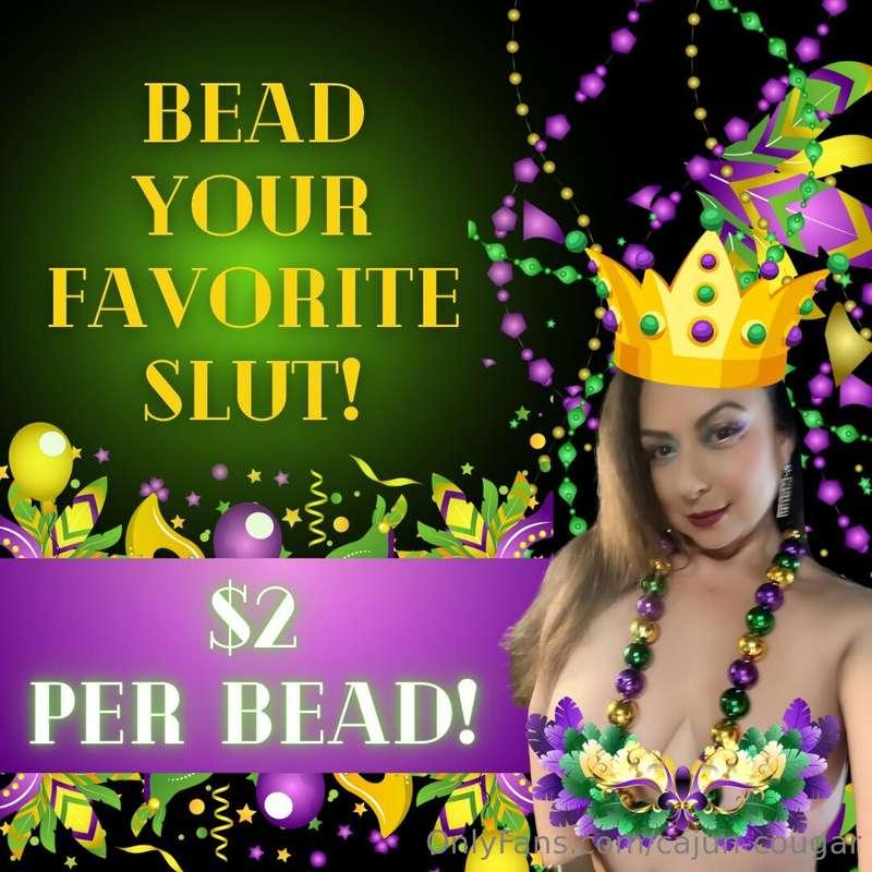 Eeeek! Who else loves MARDI GRAS⁉️BEAD ME BABY 😈 Each tip ge..