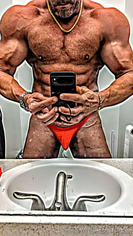 Hey boy$. Daddy needs some more growth $upporters to roid hi..