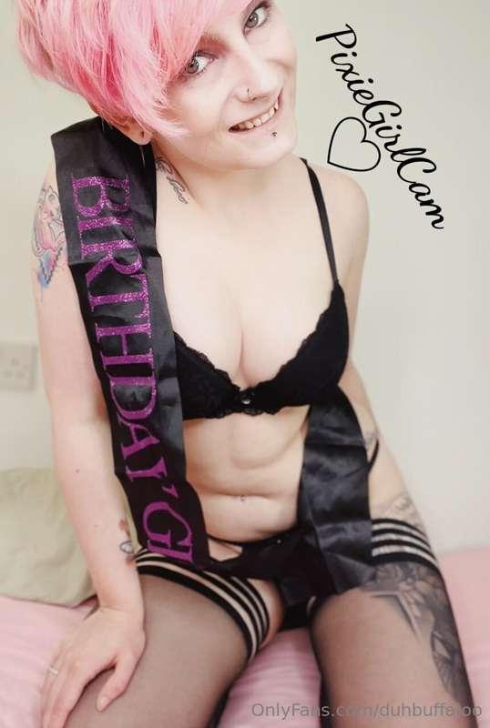 Let @PIXIEGIRLCAM make you cum for her birthday?‼️‼️ FREE FO..