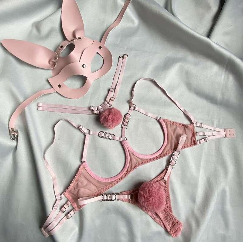 ok, wants this set❤️ if you help me, you are gonna get free ..