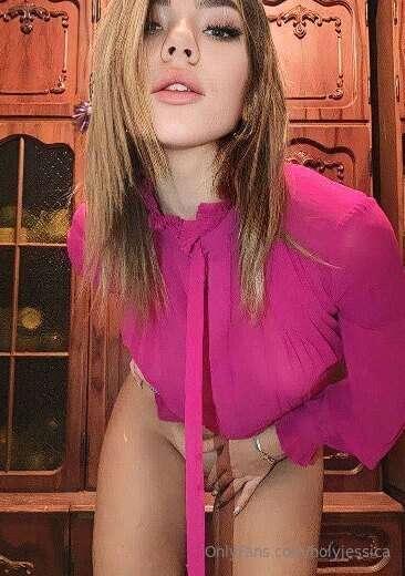 HOT TEACHER's  FREE PAGE 
She want to be a baaaad girl outsi..