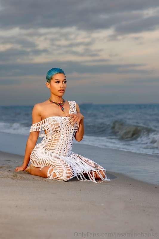 Mythical throat 🧜🏽‍♀️ 