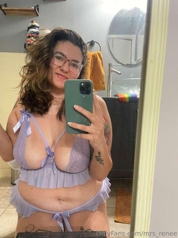 I think you should DM me to see more 😜