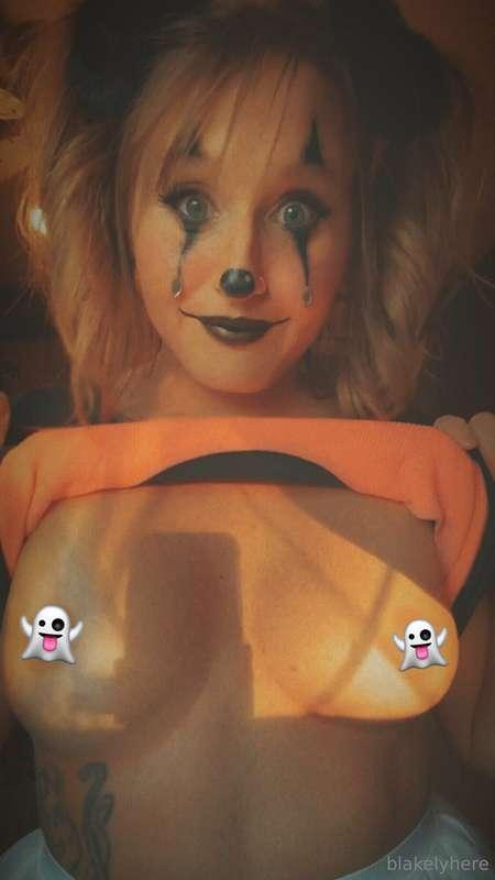 I'm soooooo READY for cold nips and Halloween! 😭