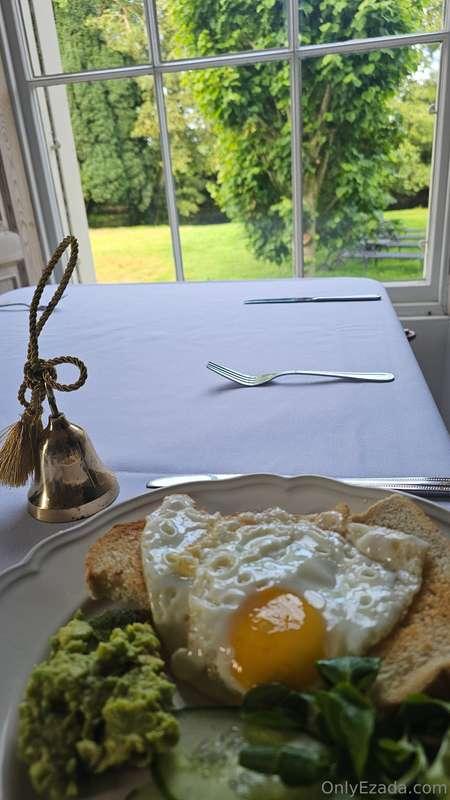At the Norfolk Fender Retreat, each day starts with a struct..