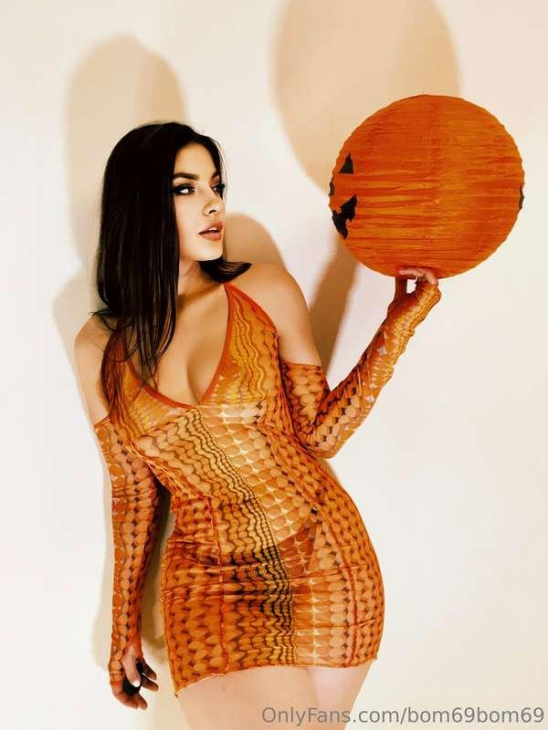 Halloween is coming 👻 Are your pumpkins ready?🎃😏