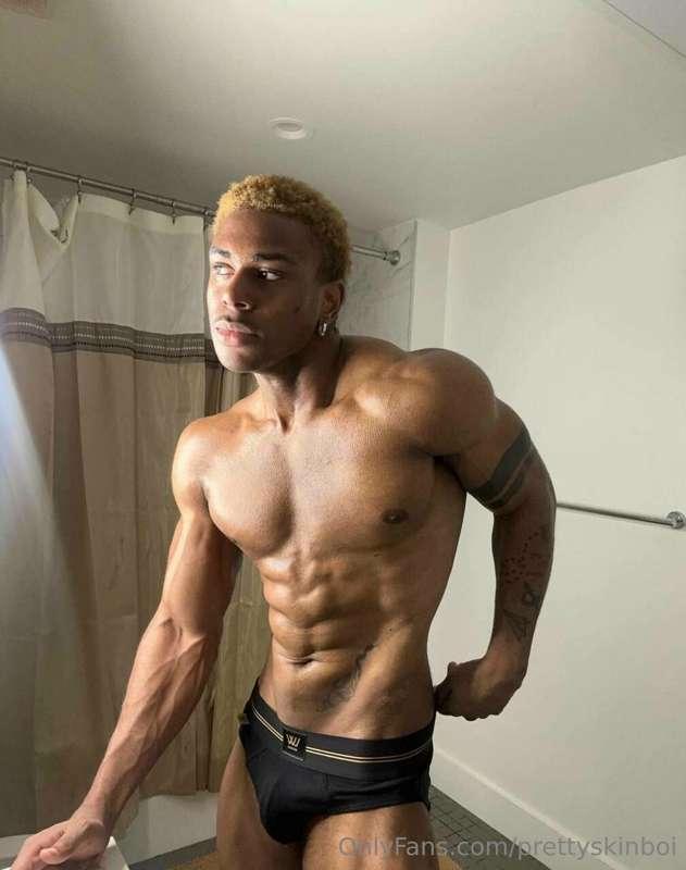prettyskinboi main image