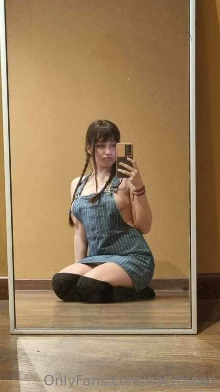 Im your little girl daddy 😋