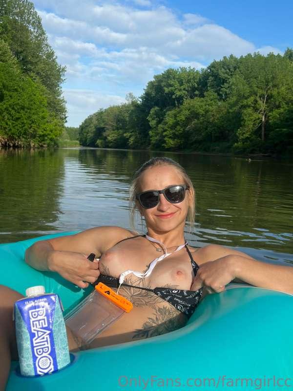 Come tubing with me this summer 😉