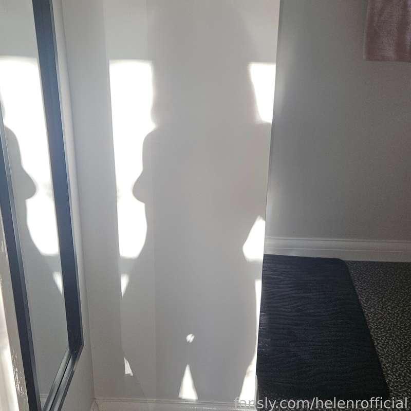 helenrofficial image #2