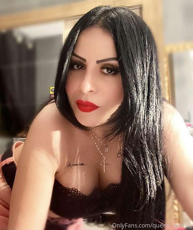 Your QUEEN✨
Sua RAINHA✨