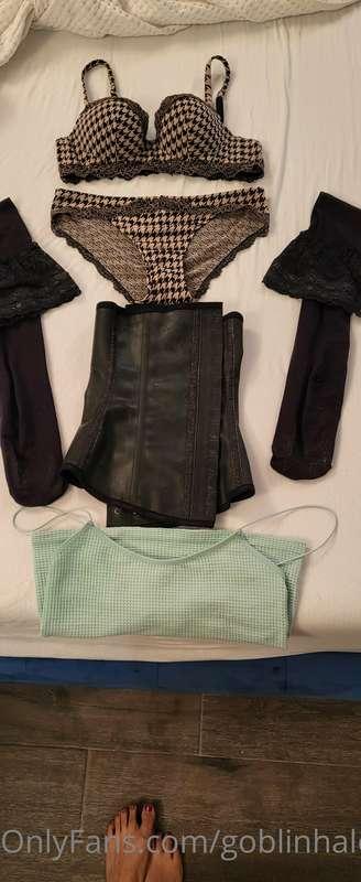 Corset & dominatrix style lingerie