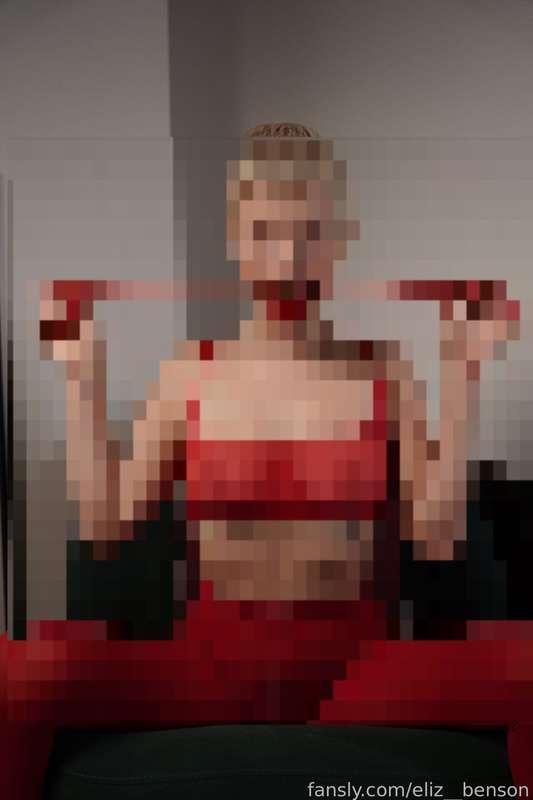eliz__benson image #1