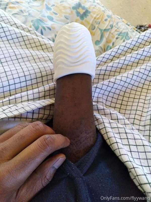 Who’s Tryna watch me play with this toy??