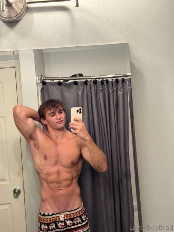 loverboybrad image #5