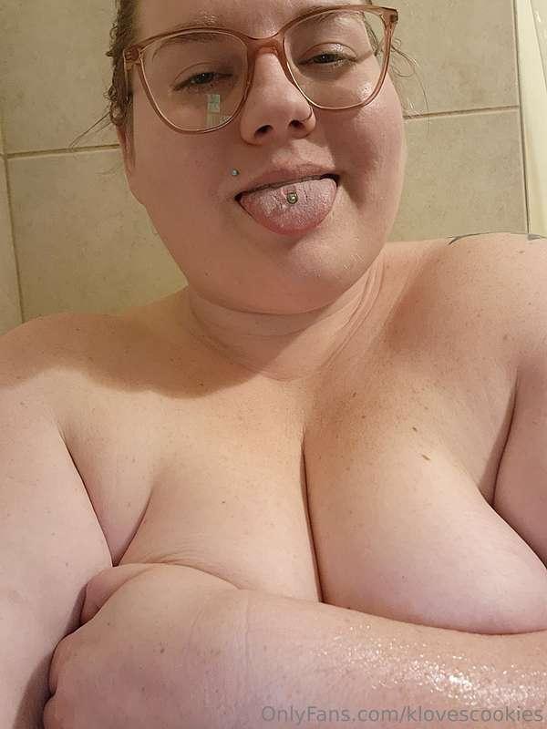 Happy new year 🎉 I hit the deadlift pr I have been chasing s..