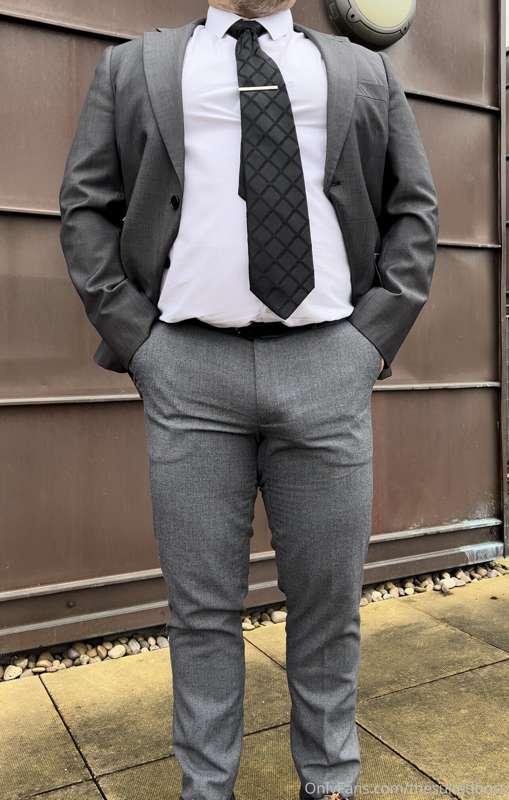 thesuitedboss image #4