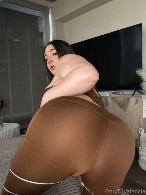 looking back for a reason. These curves are begging for your..