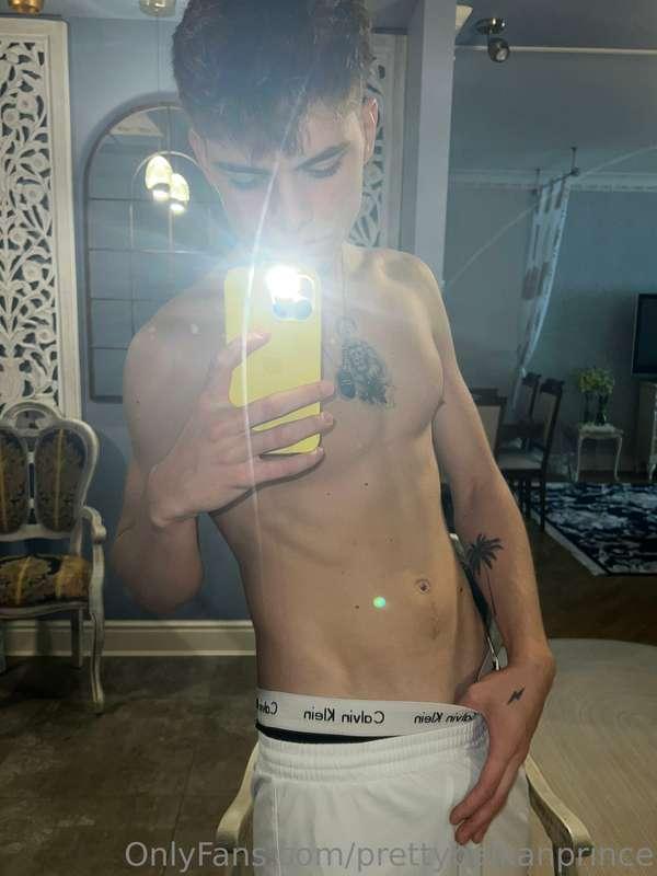Is anyone up for some fun?😈