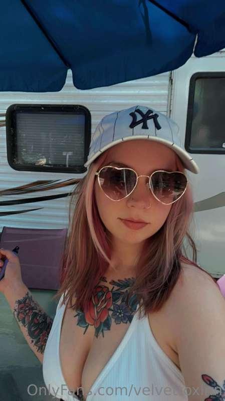 message me for custom pics/vids ;)