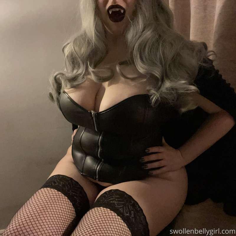 swollenbellygirl image #10