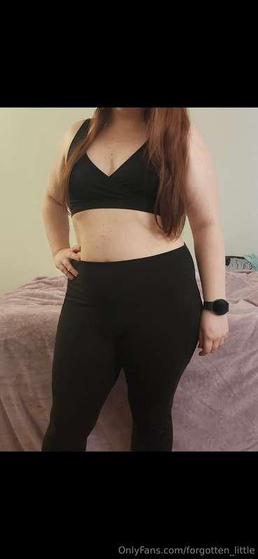 There's just something I like about this as an outfit. 🤔😉