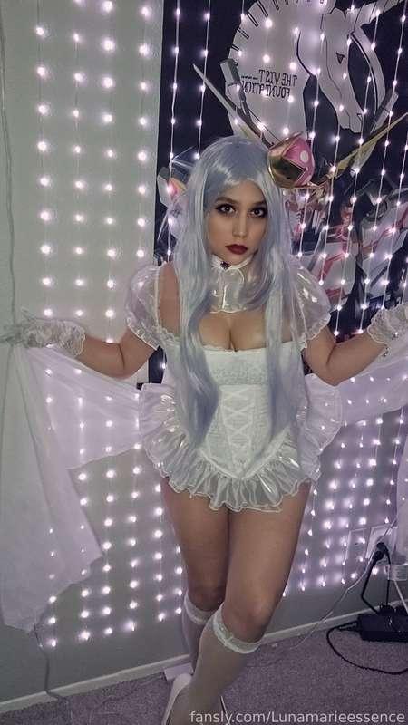 lunamarieessence image #11