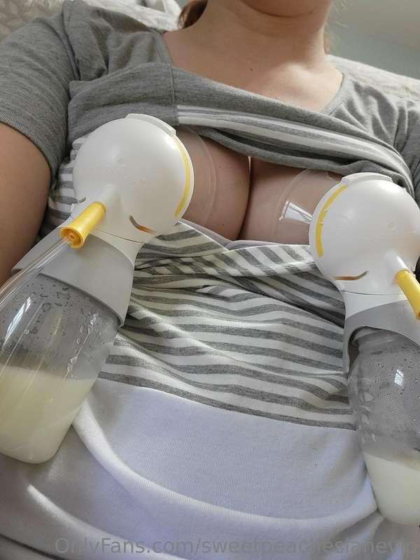 Leave a 🍼 if you'd take a sip 😏