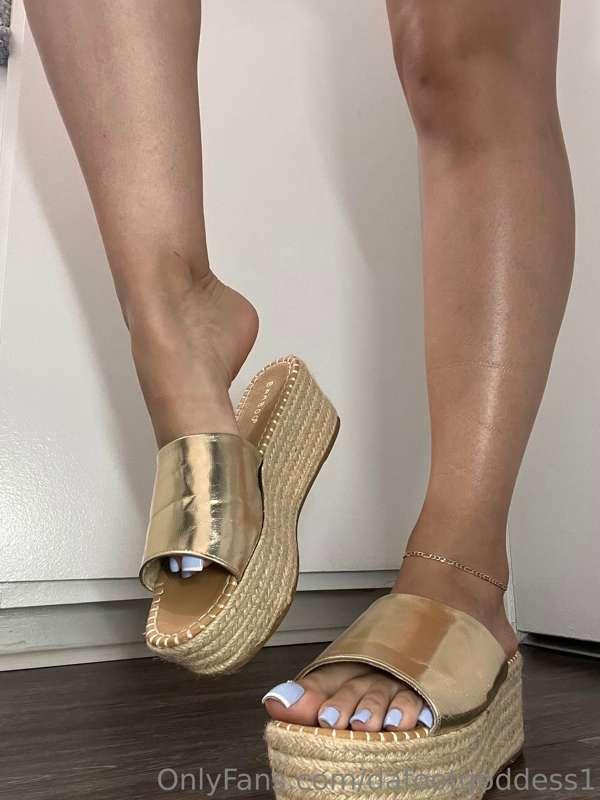 dafootgoddess1 main image