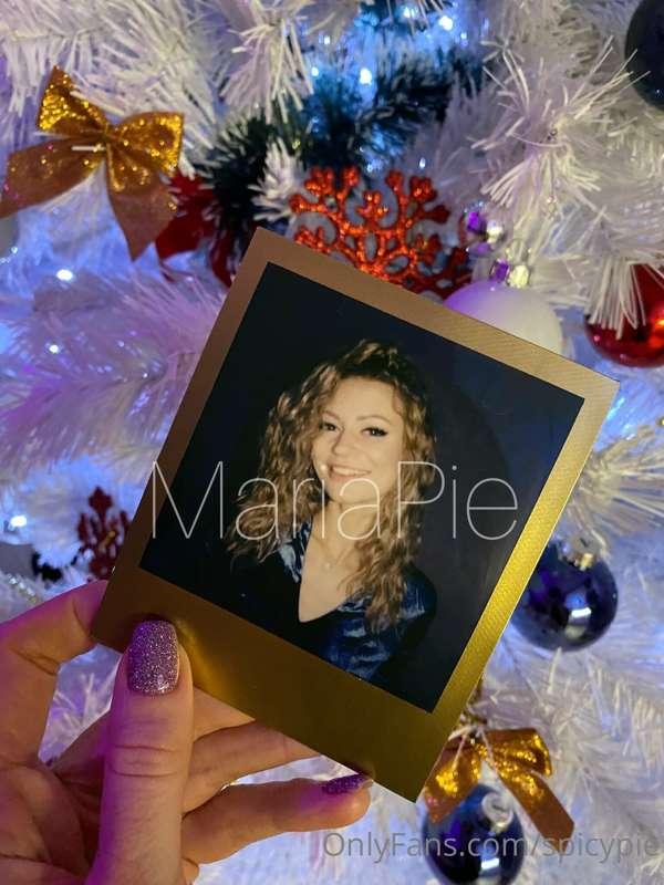 Happy 2022 everyone ! 🎄
Happy new year ! 🎄💛
I’m so happy man..