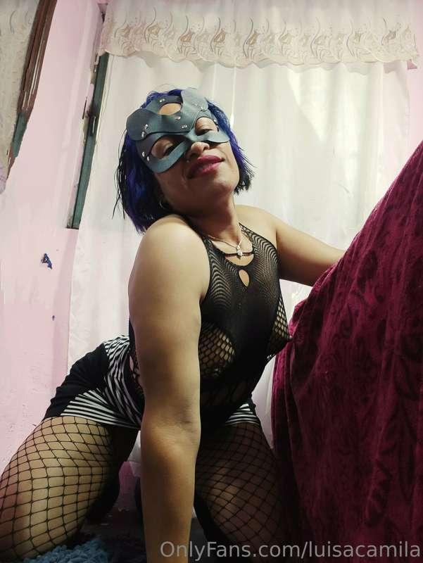 What would you do to me in that outfit?😈

Don't forget I'm a..