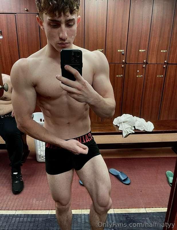Mirror, mirror on the wall… who’s the naughtiest of them all..