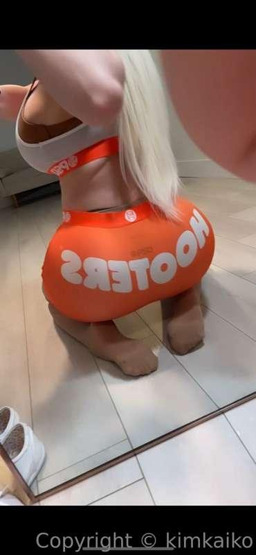 The back is stretched out too lol