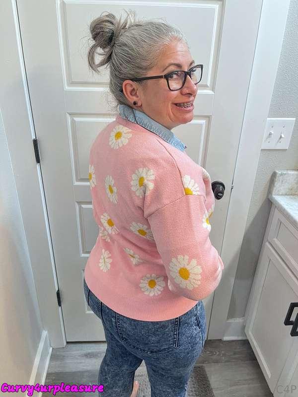 I got called mom jeans wearing this lol