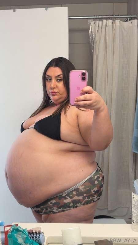 Is this the most distended you’ve beer seen my belly ??
