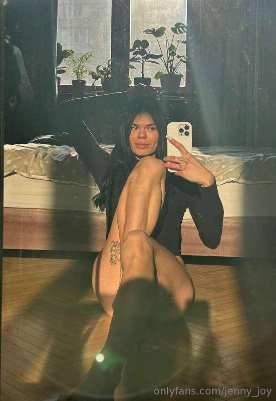 Sunny outside, sunny inside 🌞