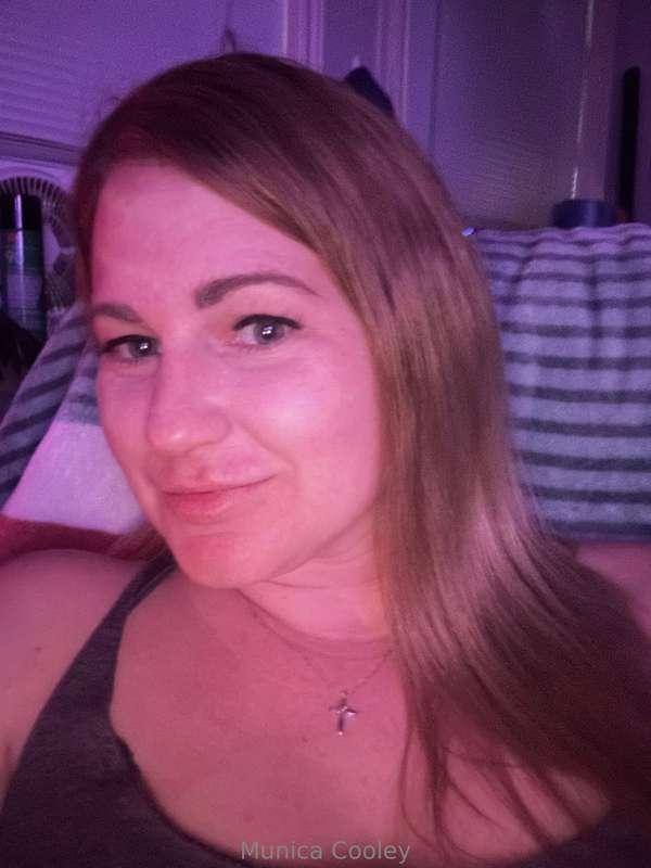 Watching tv!!! What you doing tonight??? 🥰❤️