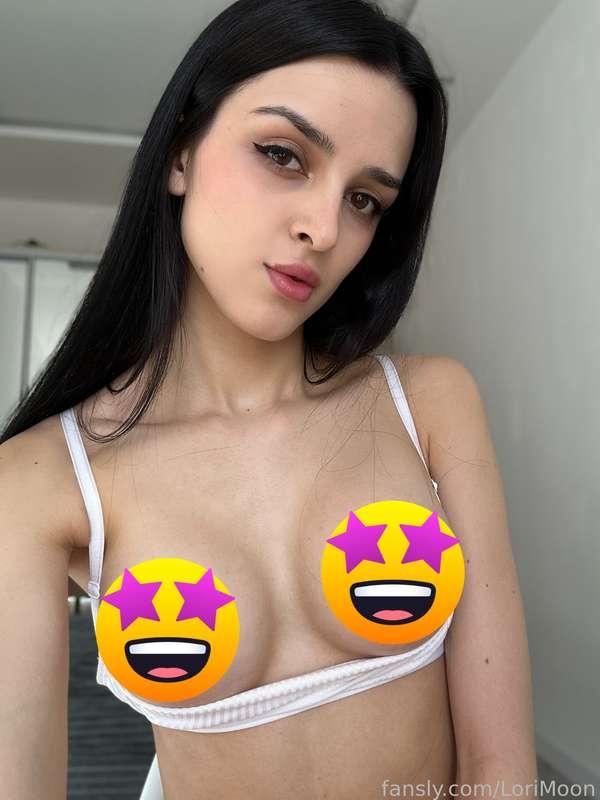 lorimoon image #0