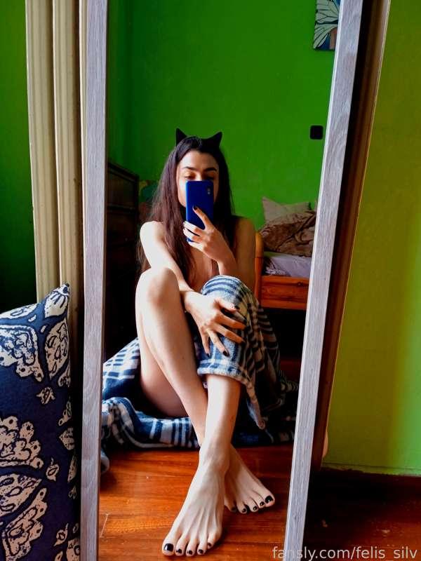 #fyp #soles #feet #toes #cute #petite #feetfetish 