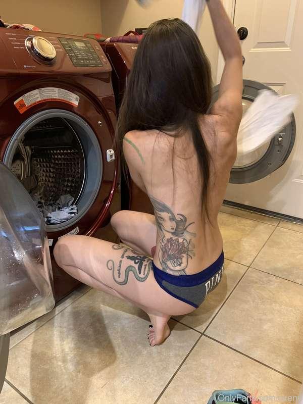 Doing that Hotwife life. 🧺😆