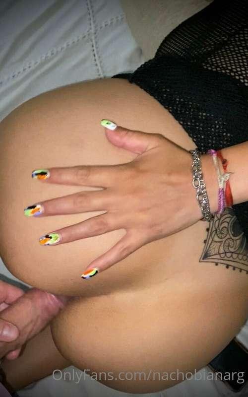 I fucked my photographer 🤭 He got very hot taking pictures o..