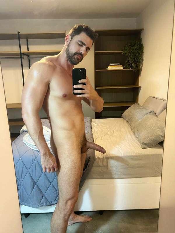 dylan_wanker image #0