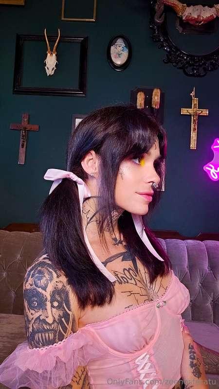 👻 Too cute to spook… or am I? DM to find out 🕸️