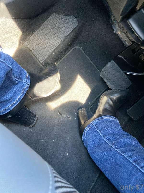 Love the way these boots make my legs look