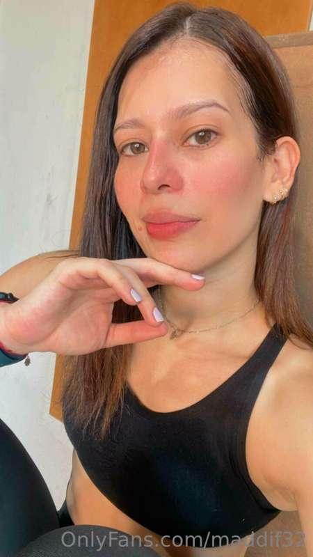 What do u think? I'm pretty?🥰