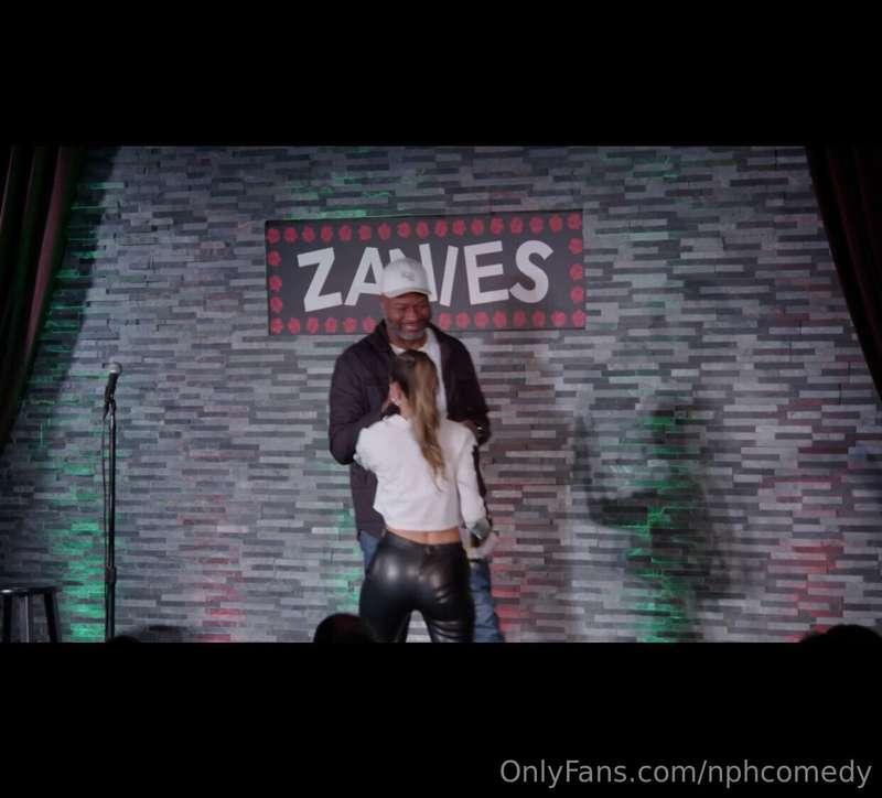 Zanies Chicago Old Town tonight at 8pm! Now enjoy this view ..