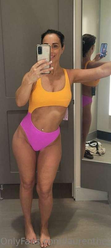My new fav swimsuit from Target, of course😉👍